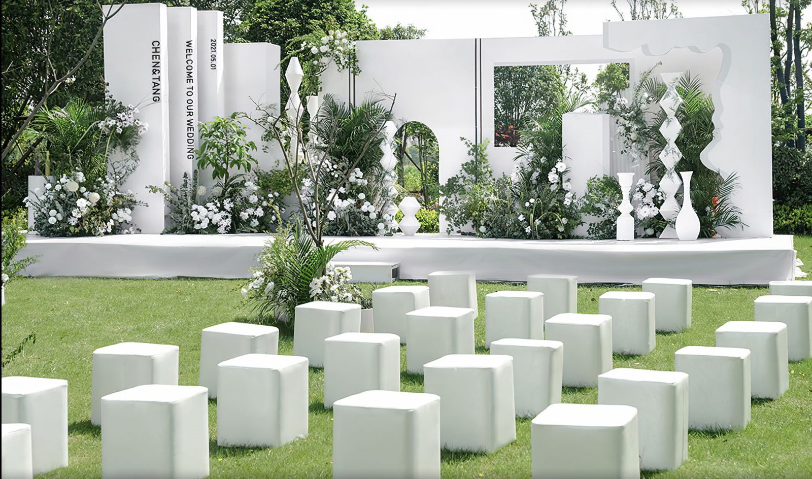 特价促销小红书爆款小预算户外婚礼白绿草坪效果图素材psd源文件