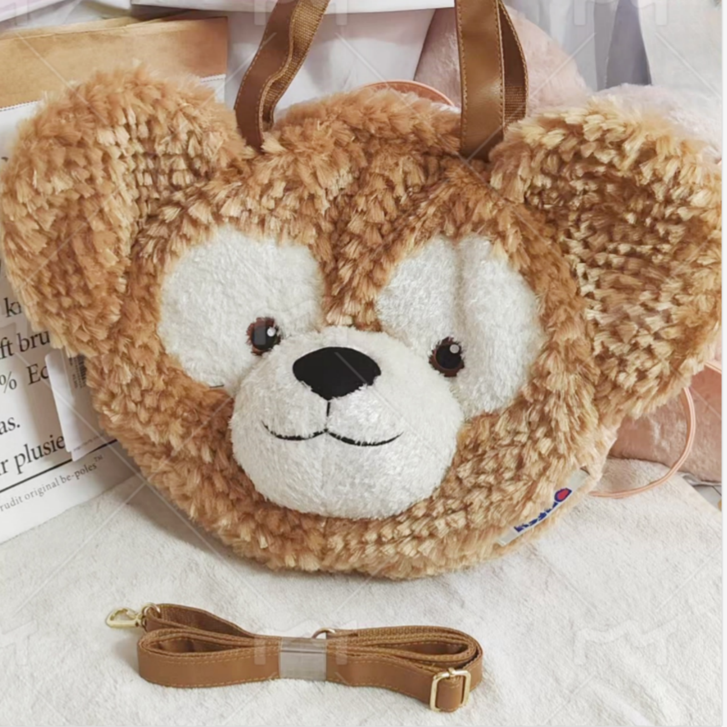 高性价比达菲大脸包双肩包现货