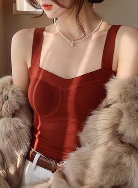 红色德绒吊带背心女2025秋冬新款皮草内搭带胸垫修身短款保暖上衣