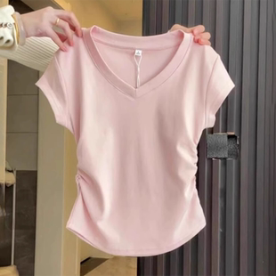 粉色V领正肩短袖T恤女2024年春季新款褶皱显瘦小个子辣妹体恤上衣