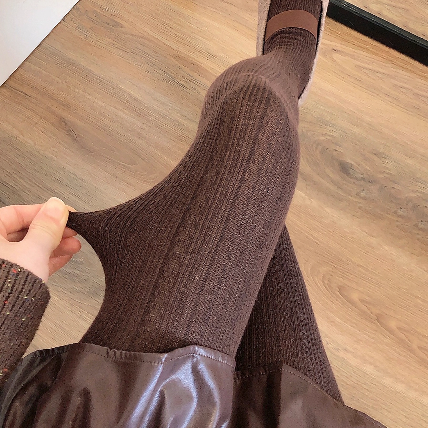 美拉德咖啡色打底裤女外穿秋冬加厚保暖显瘦弹力麻花纹踩脚连裤袜