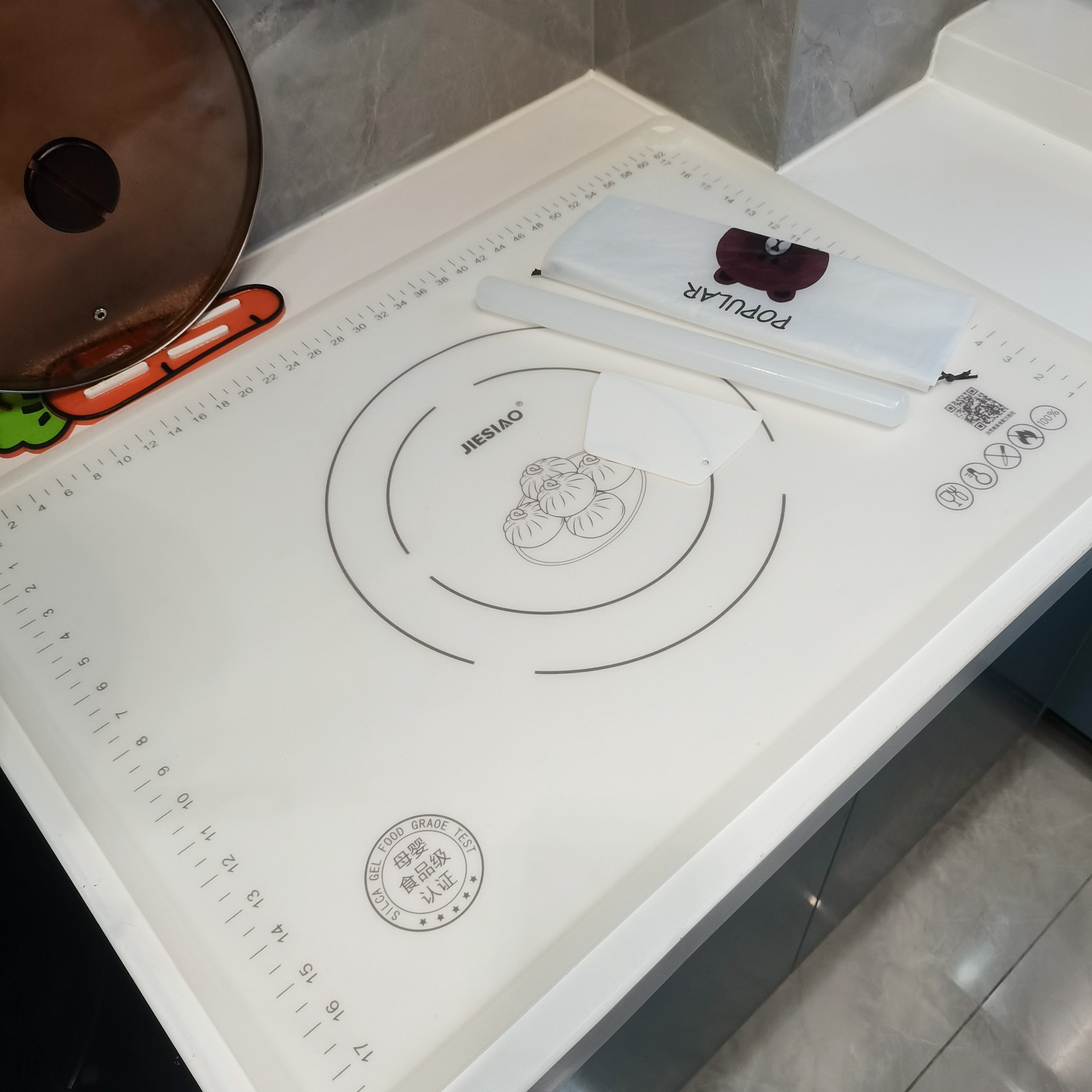 洁思奥冰皮硅胶揉面垫