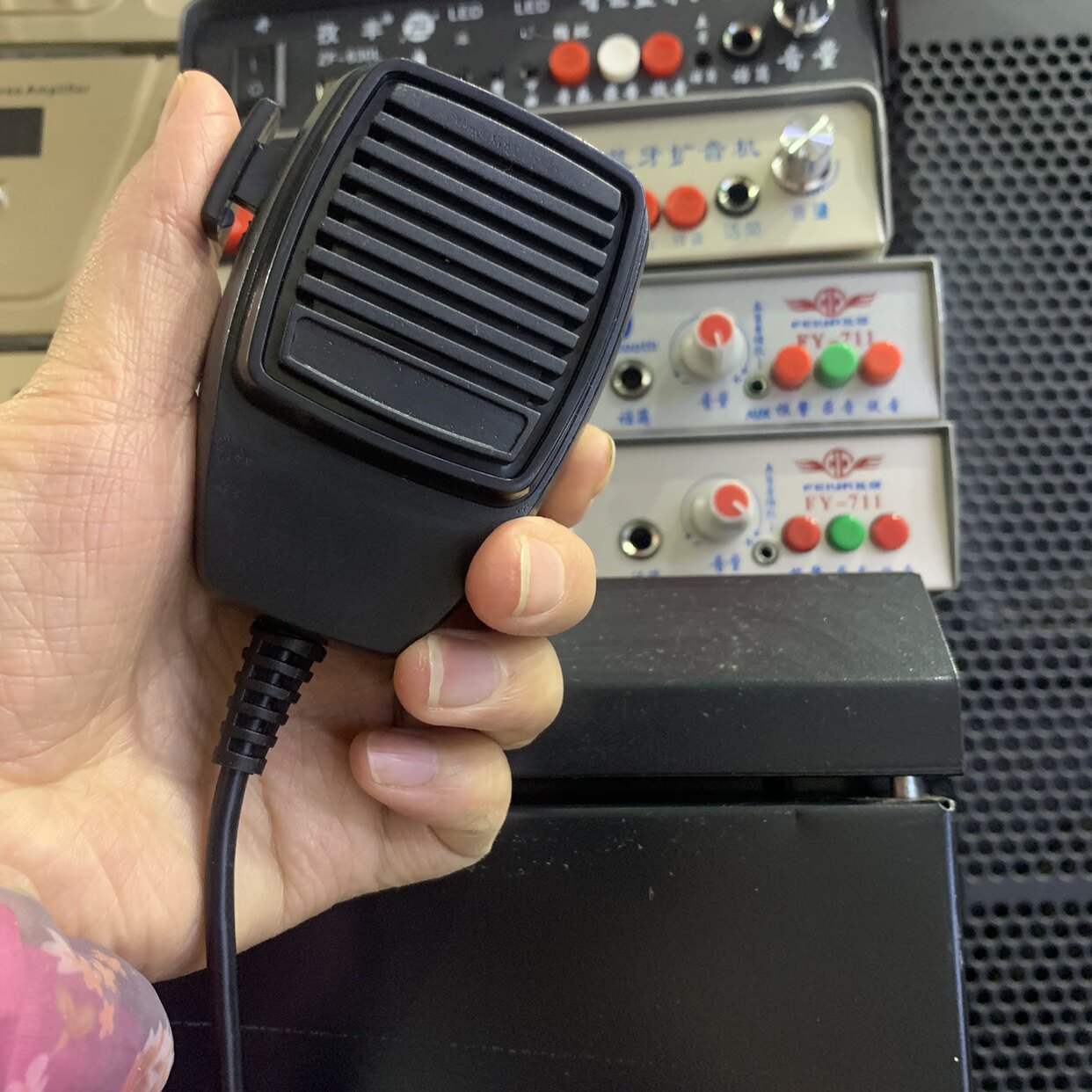 汽车报警器专用手握话筒车载功放用手持话筒3.5小头双声道麦克风