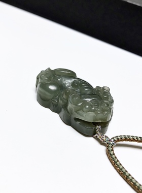 D716# 天然和田玉青玉貔貅吊坠38.8*23*12.8mm