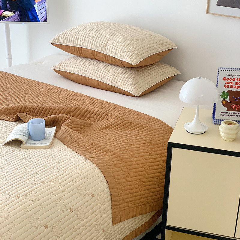 有态度夏季天丝床盖三件套小木马夹棉绗缝榻榻米垫防滑床单可定制