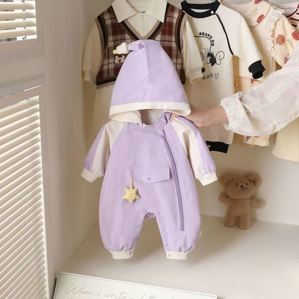 婴儿可爱连帽双层连体衣女宝宝冲锋衣爬服春秋超萌公主外出服哈衣