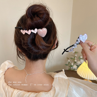 超仙清新爱心扭扭发夹女后脑勺一字抓夹2024新款 鲨鱼夹高级感发饰