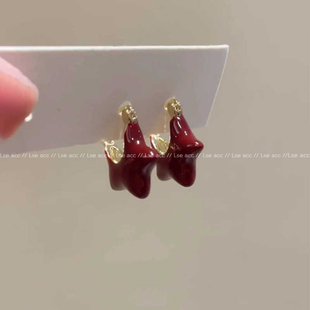 新款复古红色滴釉精致小巧星星耳环女轻奢高级感耳扣小众气质耳钉
