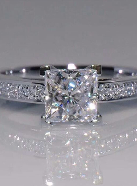 福大生80分公主方钻戒 垫形结婚钻戒 18K白金一克拉钻戒 异形钻戒
