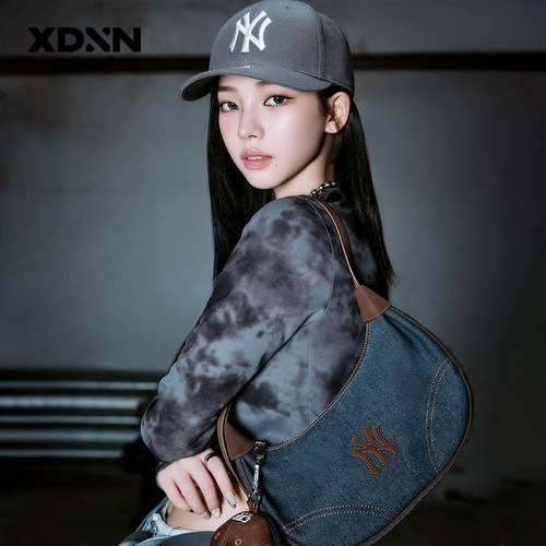 MLBKARINA同款女牛仔老花腋下包