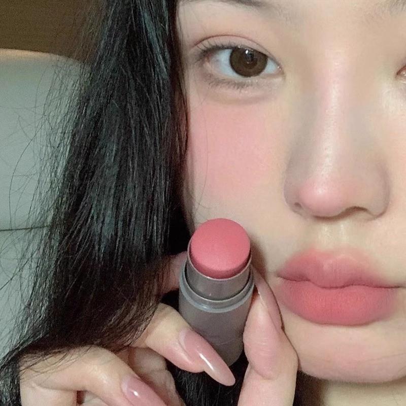 小红书爆款双头海绵腮红棒持久防水口红眼影卧蚕修容胭脂一支多用