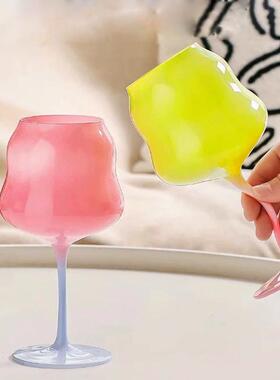 粉色扭扭玻璃高脚杯高颜值酒杯女生可爱创意设计感杯子生日礼物