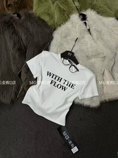韩版2026春季新款洋气百搭显瘦字母印花设计感圆领短袖T恤上衣