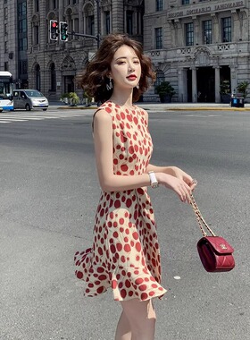 法式高级感轻奢御姐风复古红色波点连衣裙小个子无袖收腰裙子夏季