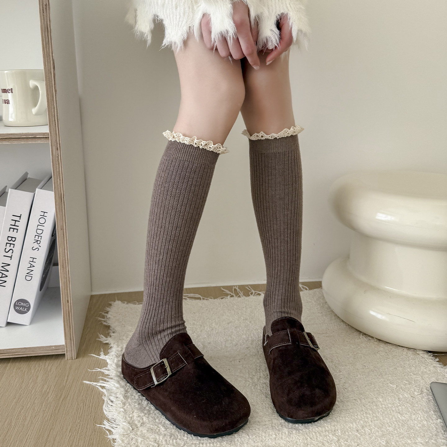美拉德小腿袜女咖啡色长筒袜秋冬季蕾丝花边及膝袜配勃肯鞋堆堆袜