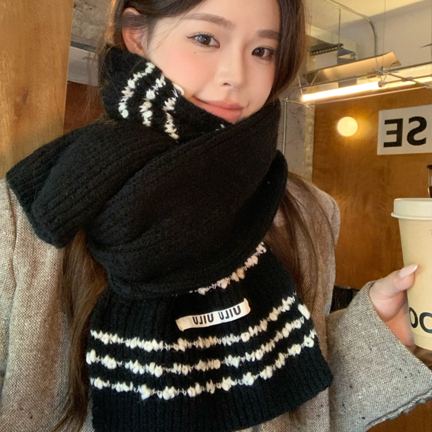 新款细条纹拼色针织围巾女冬季保暖氛围感时尚百搭情侣围脖潮黑色