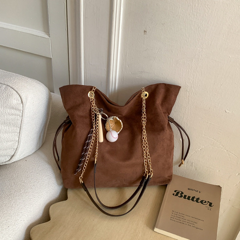 小众复古包包女式2025新款时尚百搭单肩包大容量高级感斜挎水桶包,箱包皮具/热销女包/男包,通用款女包,淘宝优惠券,粉丝福利购,淘宝优惠卷