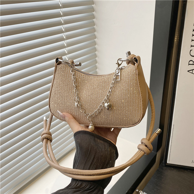 斜挎包女式2025新款高级感包包小众轻奢百搭腋下包上班通勤单肩包