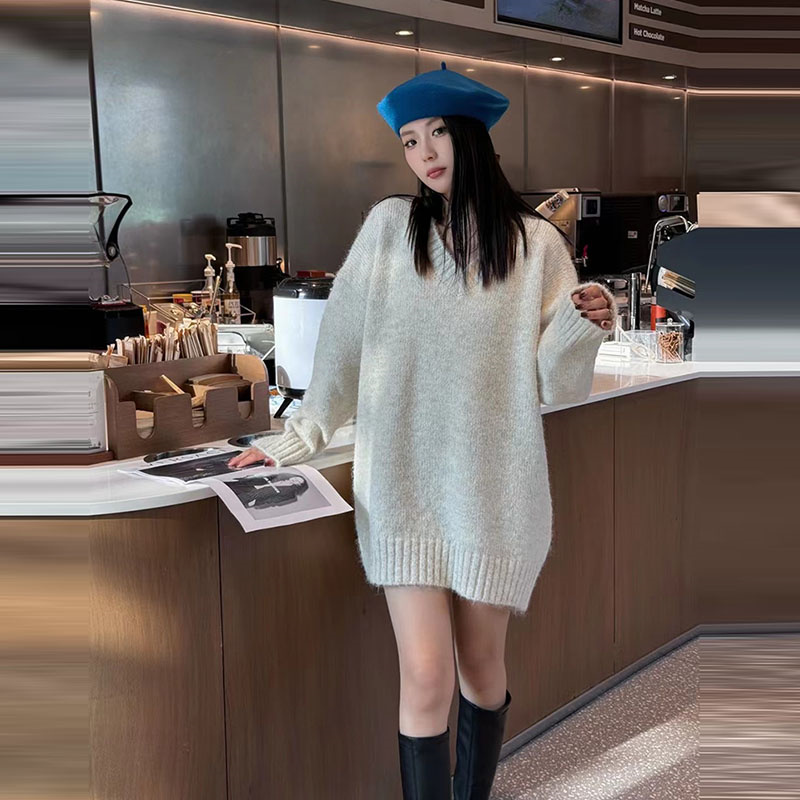 大朗针织衫不起球女新款正品深圳南油2025新款中长款V领慵懒毛衣