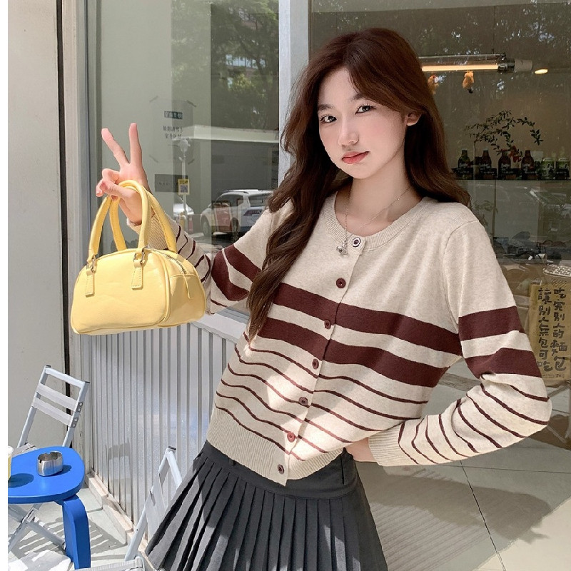 广州十三行女装条纹开衫毛衣秋冬2025新款东莞大朗义乌针织衫外套