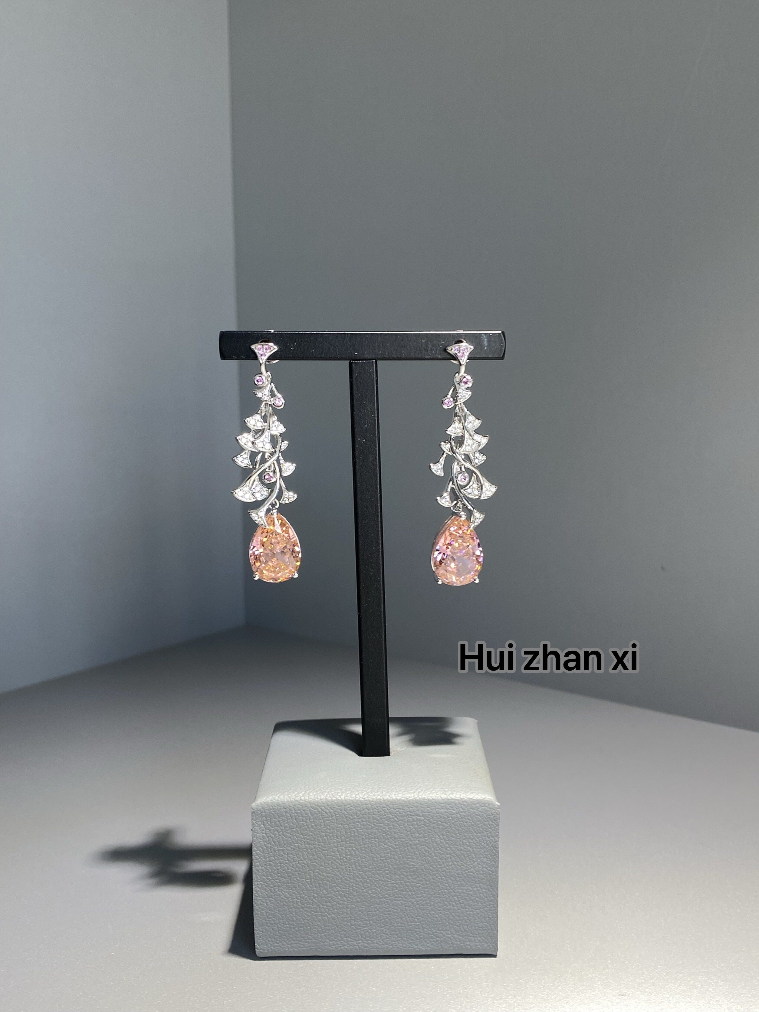 Hui zhan xi培育帕帕拉恰粉色水滴甜美系耳饰耳坠