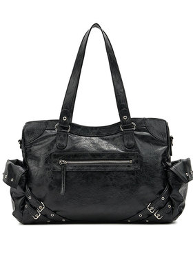 2025年冬新款机车包黑皮质感搭配铆钉中号托特式单肩包