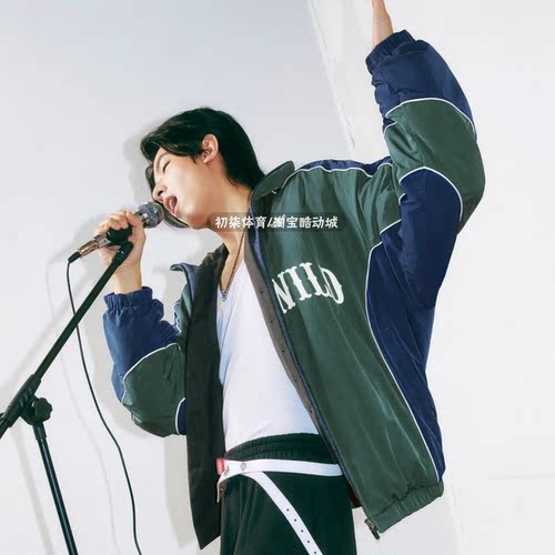 阿迪达斯双面穿棉服男女