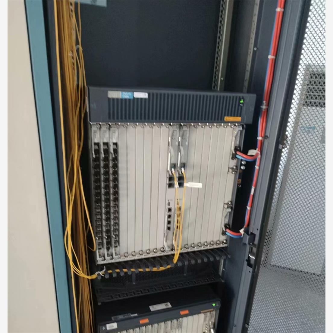 大厦机房上电需要一台中兴c600设备高端olt物品 以及c3