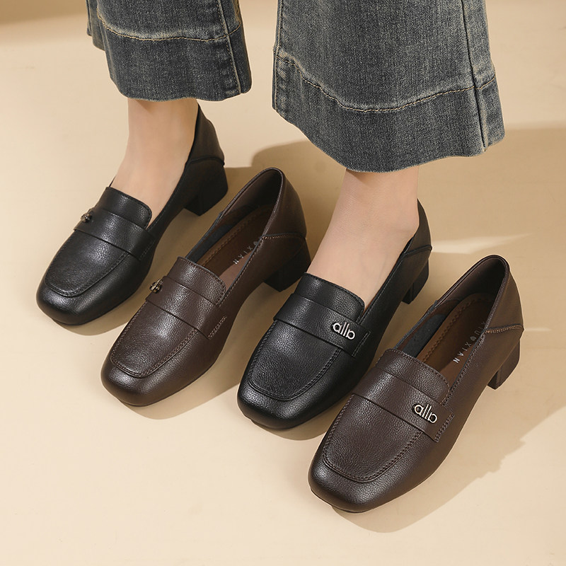 2026春新款真皮软底妈妈鞋单鞋子中年女士皮鞋方头不夹脚舒适女鞋,女鞋,深口单鞋,淘宝优惠券,粉丝福利购,淘宝优惠卷