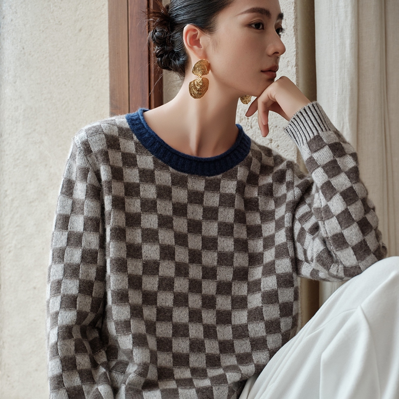 25秋冬新款圆领100%山羊绒衫女千鸟格宽松加厚拼色毛衣针织打底衫