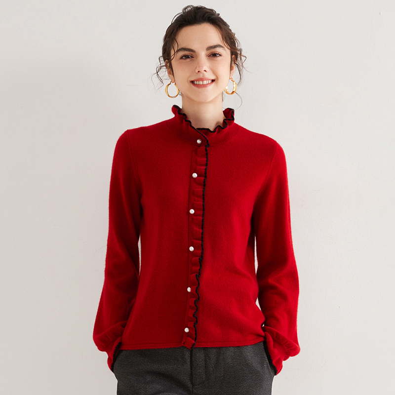 100纯山羊绒衫木耳边珍珠扣外套