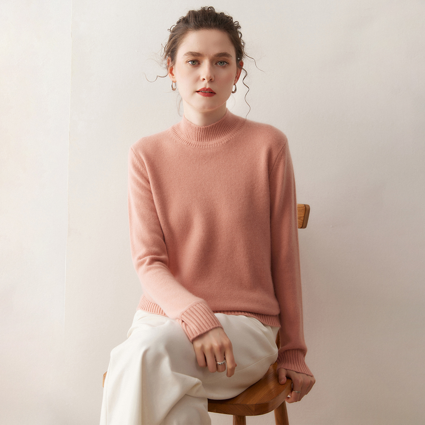 康赛妮双股加厚100%山羊绒衫女小圆领针织打底衫秋冬高档保暖毛衣