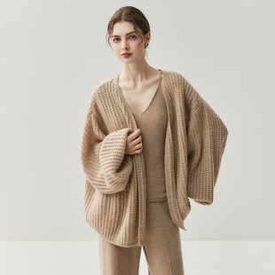 康宝莱纱线五针加厚75%山羊绒25%桑蚕丝蝙蝠袖 女宽松针织外套 开衫