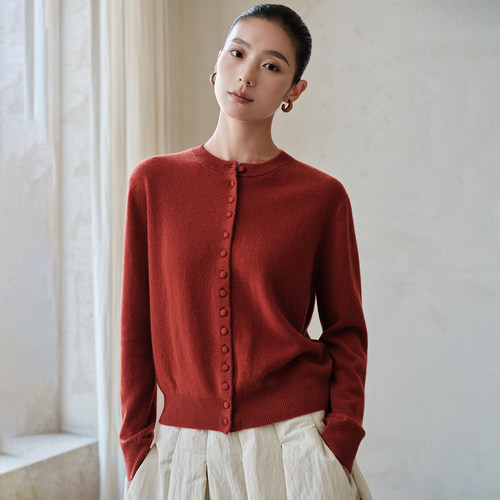 秋冬新款羊绒衫女100纯山羊绒圆领系扣针织开衫百搭修身纯色打底