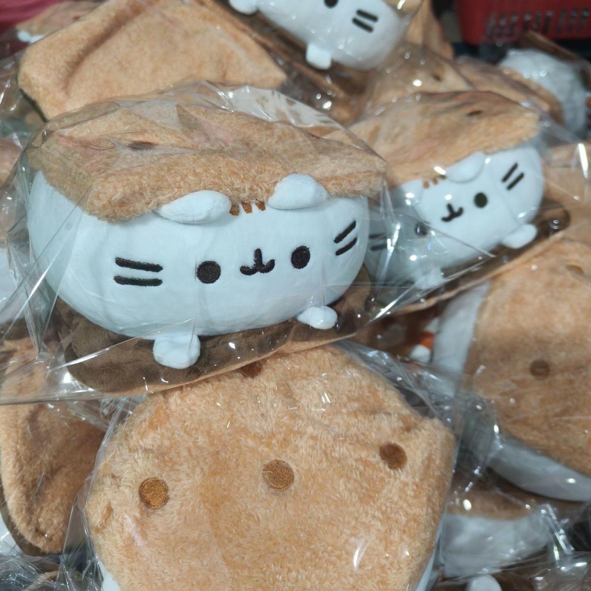 胖吉猫超萌夹心猫抱枕公仔玩具生日礼物趣味玩偶遇午休趴睡枕批发
