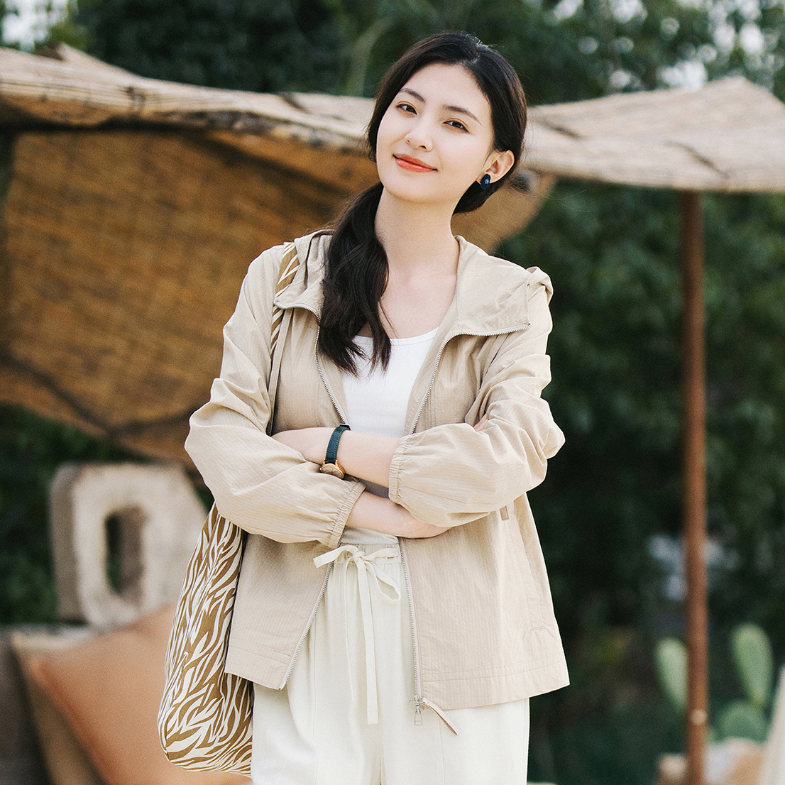 梭家｜寻山｜全棉连帽山系奶咖色春夏女新款防晒透气短外套百搭