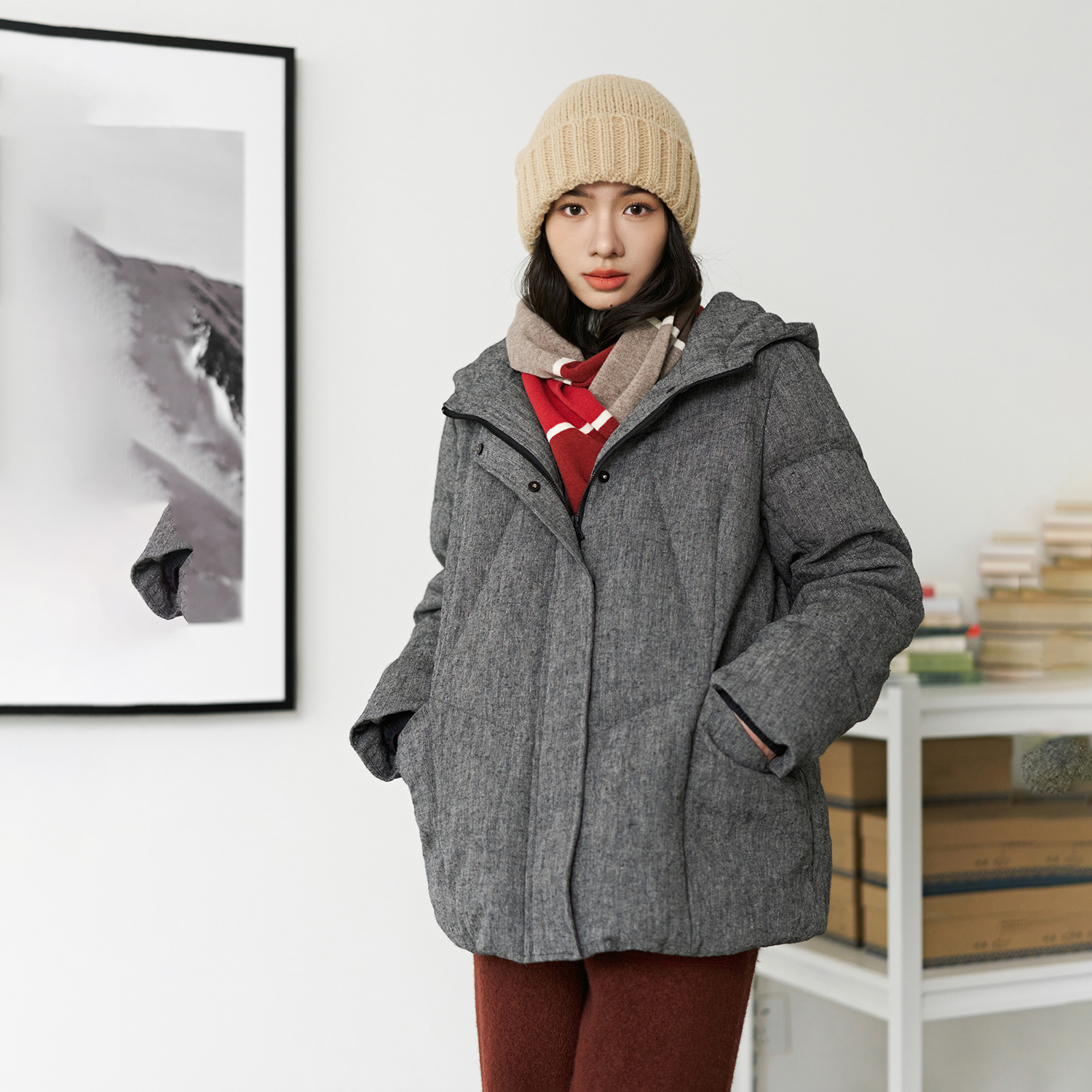 梭家文艺亚麻苎麻短款连帽95鹅绒