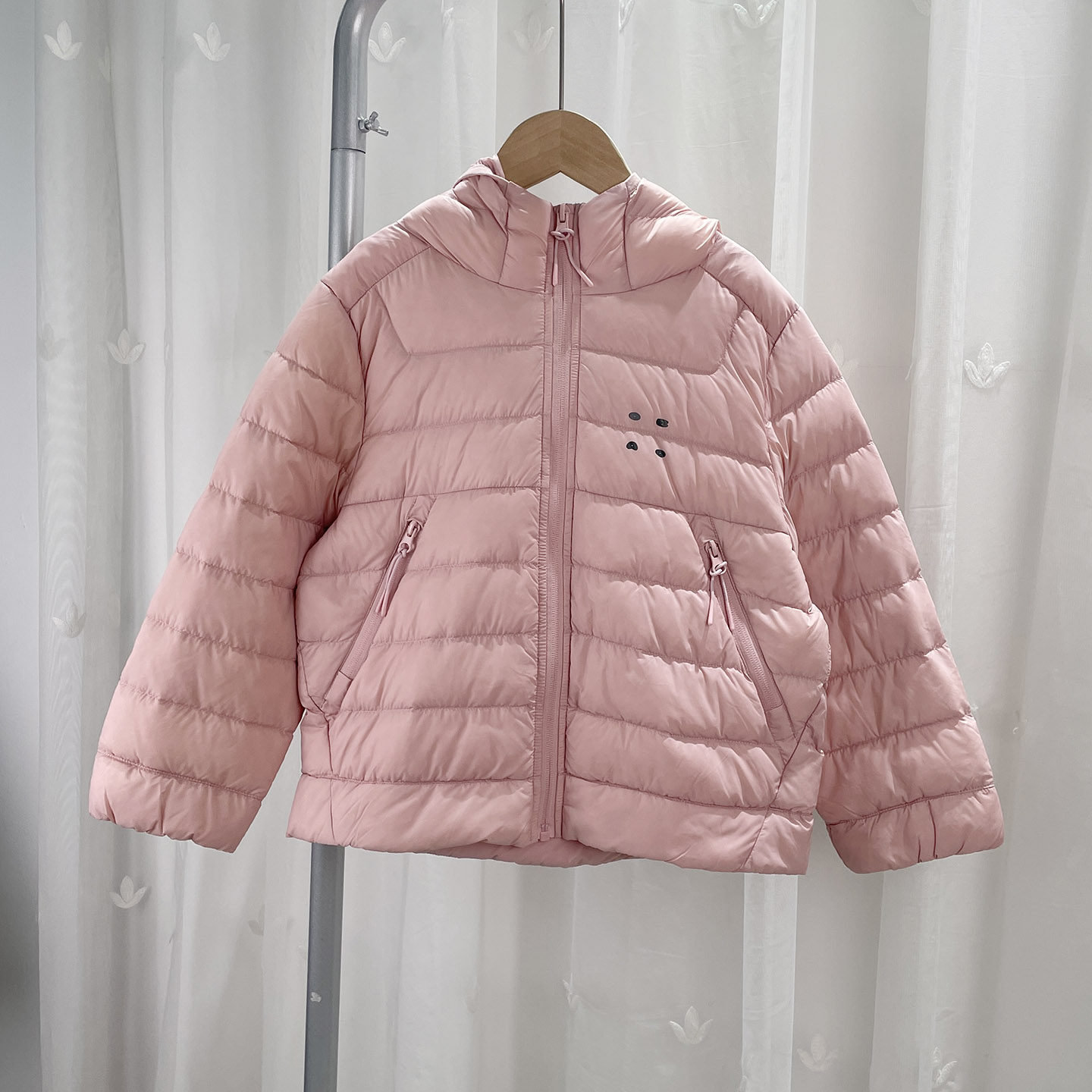包 品牌撤柜童装中大童女童连帽轻薄羽绒服亲子儿童鸭绒保暖外套