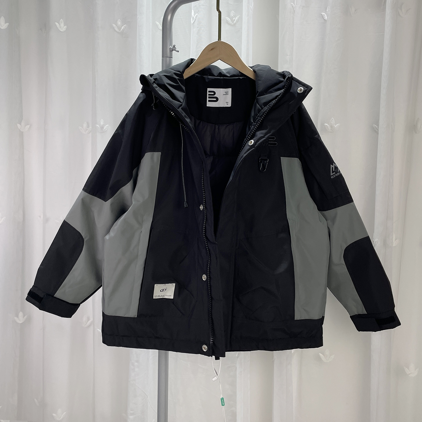 百 品牌撤柜童装大童男童拼色连帽羽绒服青少年学生鸭绒外套亲子