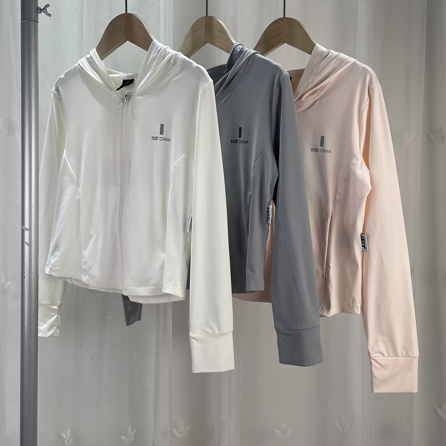 I 品牌折扣童装女中大童凉感防晒衣儿童春夏短款修身薄外套辣妹装