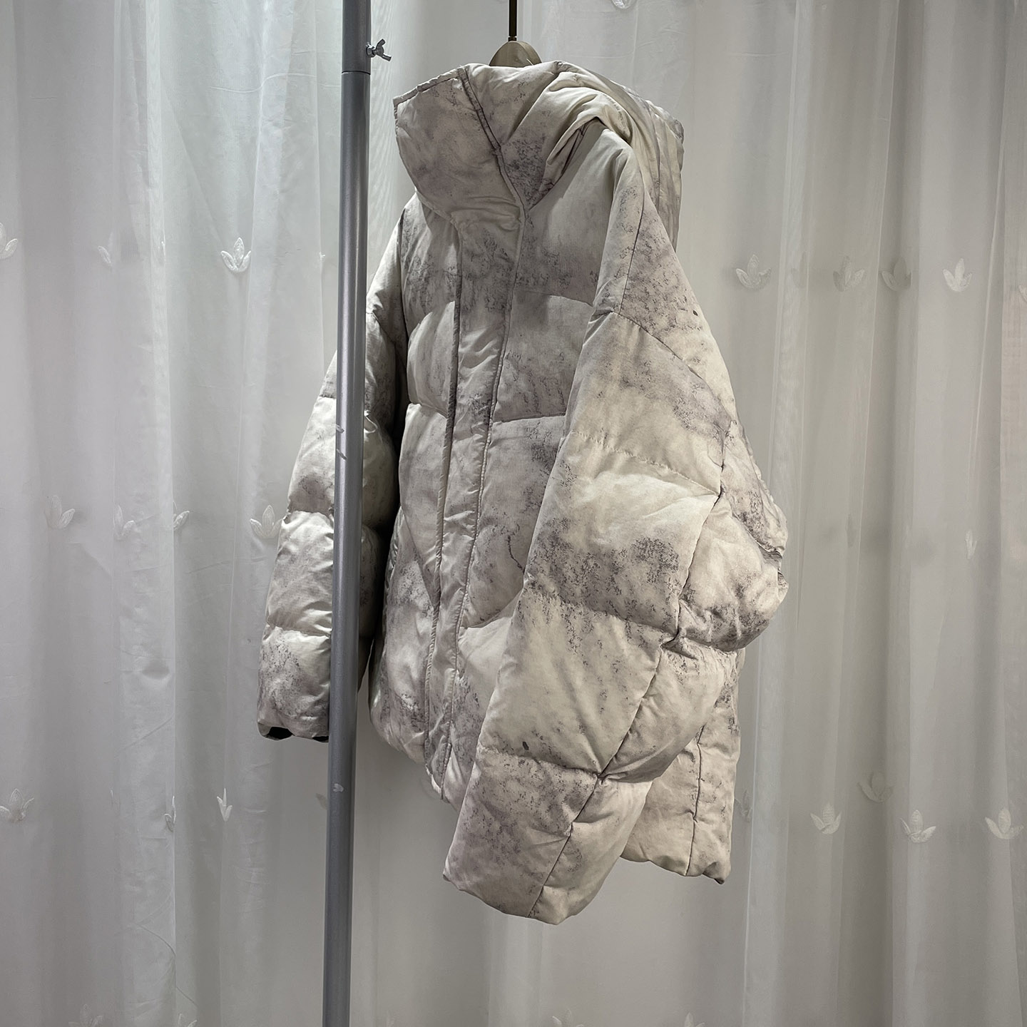 BJS品牌折扣童装大童女童水墨晕染连帽羽绒服儿童冬季鸭绒外套