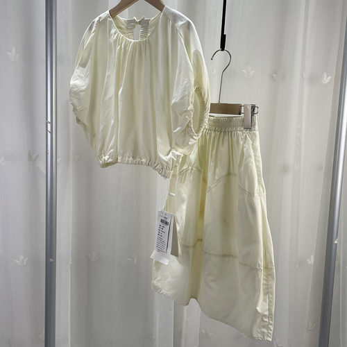 Z 品牌折扣童装中大童女童套装儿童夏季短款上衣+中长半裙2件套
