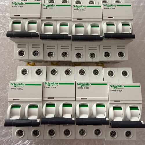 议价施耐德 iC65N 2P50A 空气开关