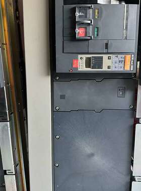 议价施耐德框架断路器MT50H1，5000A，4P，抽屉式安装。