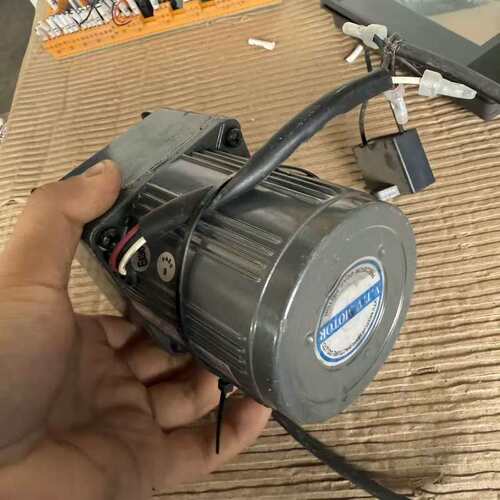 议价拆机一个二手微特微25W减速电机YN80-25，80JB 3