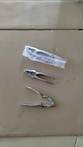 坚果钳子