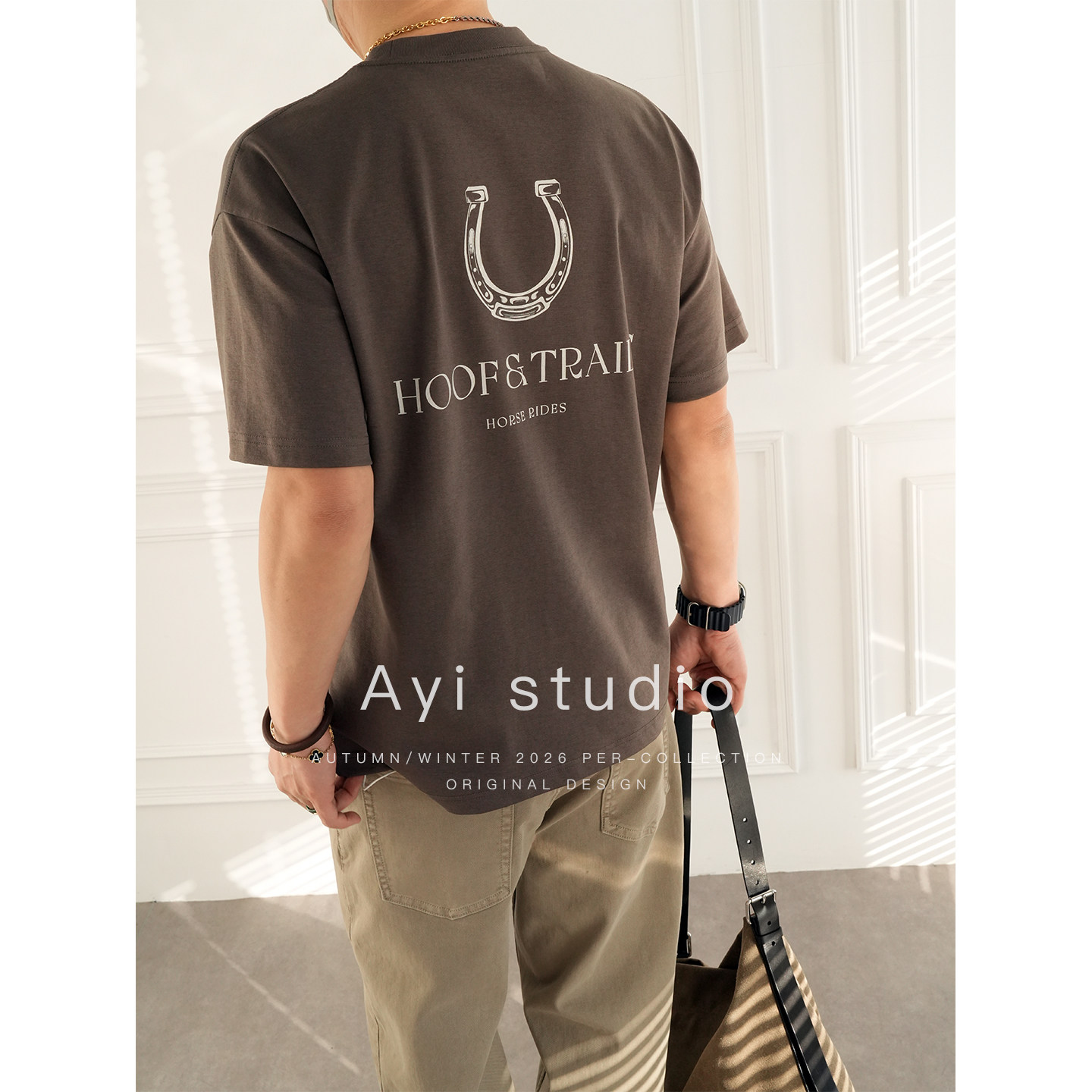 原创个性马掌钻石镂空镶嵌短袖T恤男春夏潮流新款字母印花半袖衫