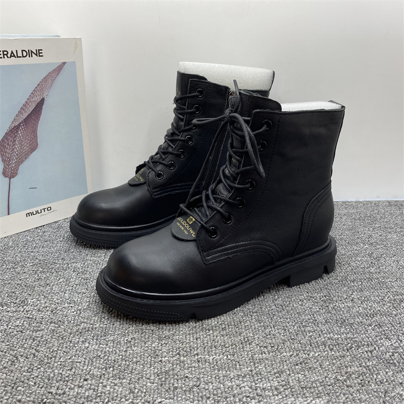 英伦风内增高头层牛皮女短靴