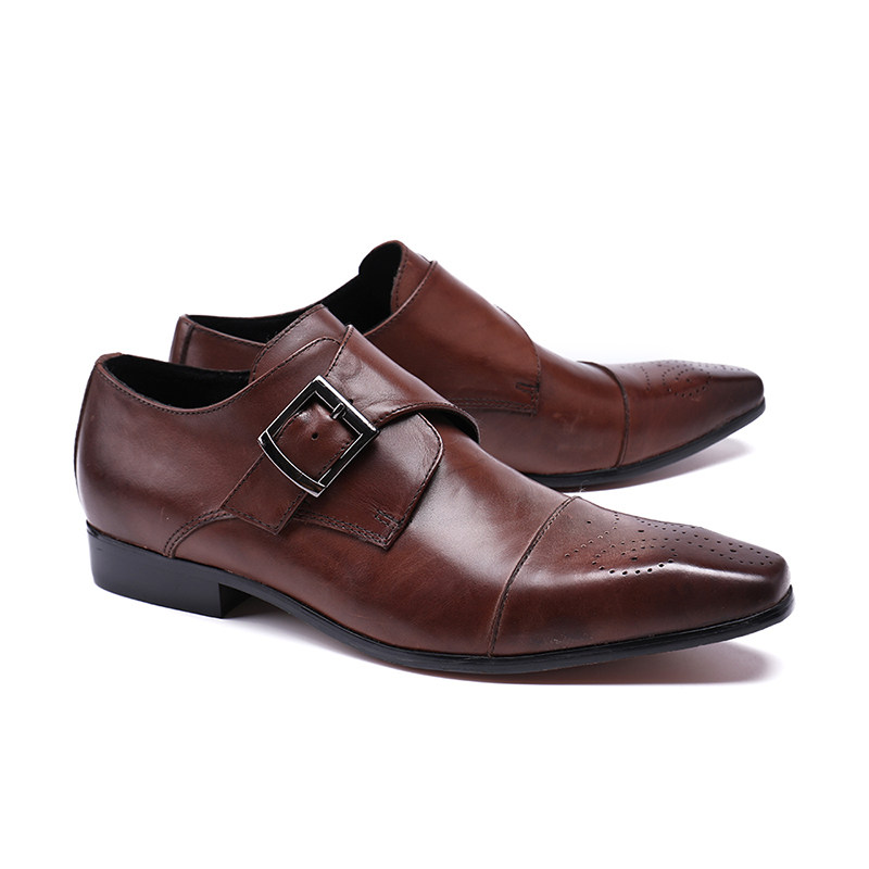 新款欧美男鞋意大利风格手工鞋婚鞋男商务正装擦色皮鞋雕花小方头