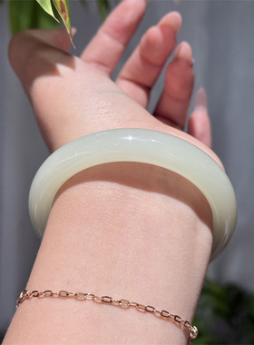 和田玉羊脂白玉高冰浅晴水玉手镯